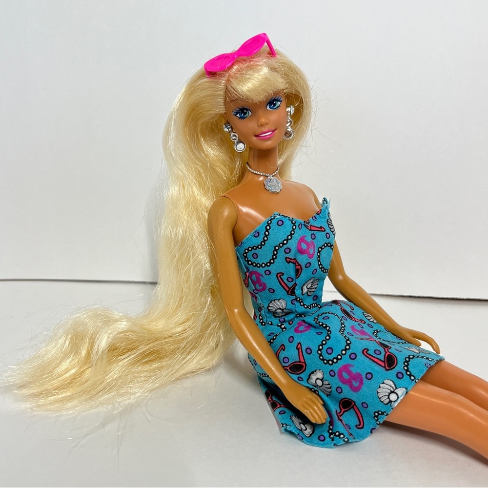 Vintage 1995 Sparkle Beach Barbie Doll Restyled Pearl Beach Blue Dress Tan 90s